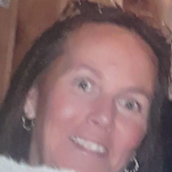 Meet your Posher, Denise - Picture 1 of 1